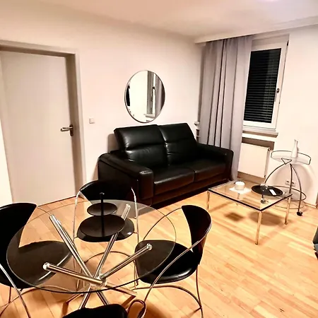 Rheinstrasse 33, Mainz Mit Domblick