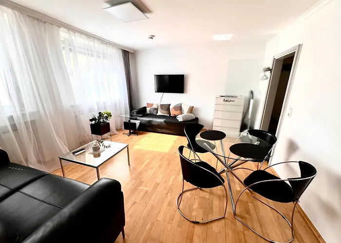 Rheinstraße 33, Mit Domblick *